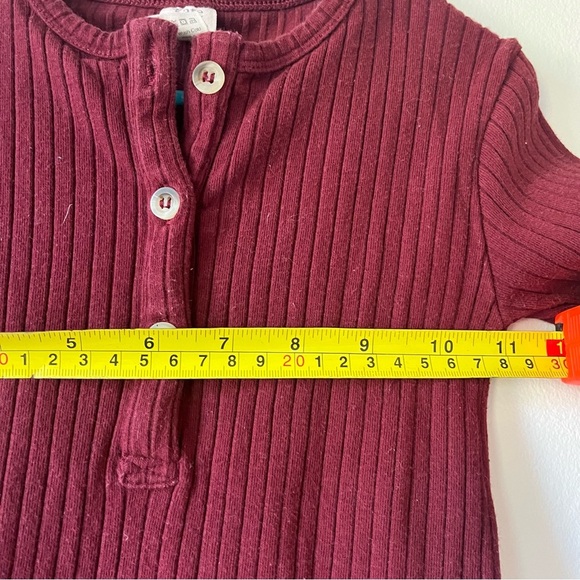 Kate Quinn Kids Burgundy Ribbed Henley Long Sleeve Organic Cotton Top 4T Winter - Picture 6 of 8